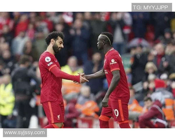 利物浦主场迎战巴塞罗那期待精彩对决和历史重演