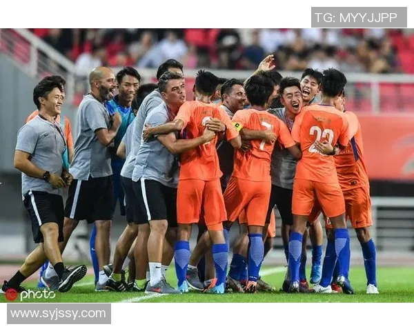 山东鲁能与狼队激战在即球迷期待精彩对决与精彩进球